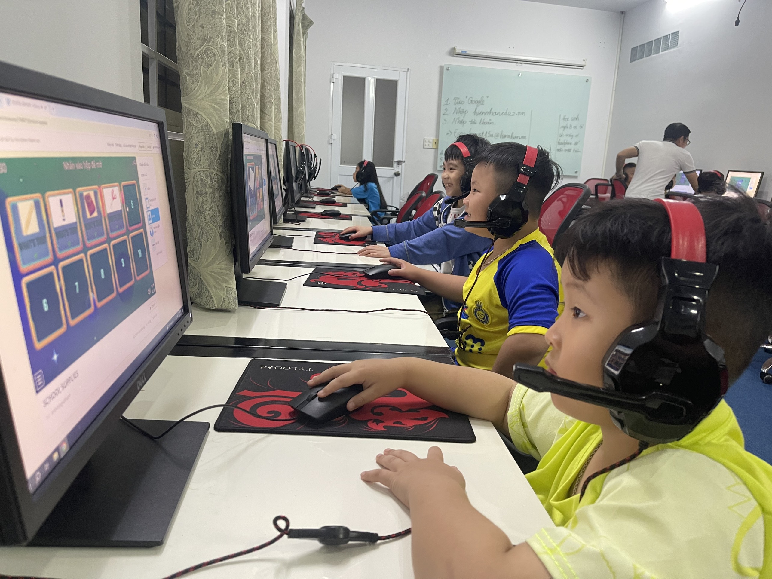 Đến với Hiền Nhân EduZ